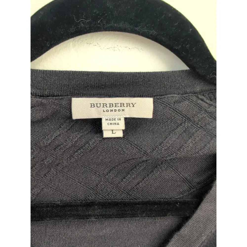 Burberry London Cotton Lightweight V-Neck Sweater in Black size Large